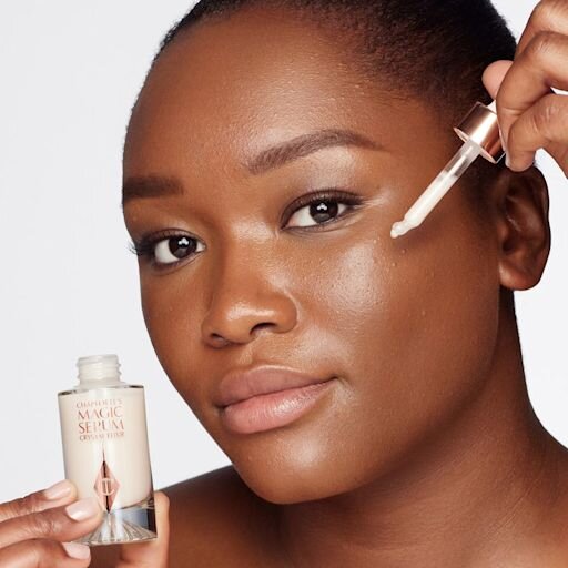 CHARLOTTE'S 4 MAGISCHE & WETENSCHAPPELIJKE STAPPEN OM DE HUID TE VERNIEUWEN, TE HYDRATEREN EN TE LATEN STRALEN: SKINCARE SET