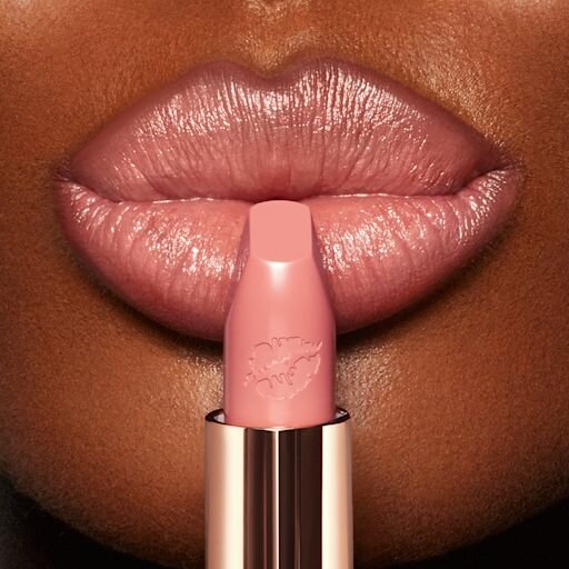 Hot Lips 2 NAVULLING DANCEFLOOR PRINCESS