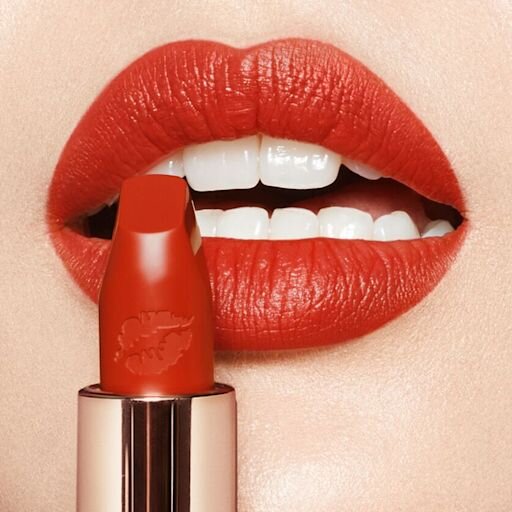 Hot Lips 2 NAVULLING RED HOT SUSAN