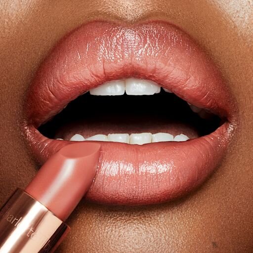 K.I.S.S.I.N.G LIP KIT MAKE-UPKIT