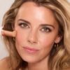UNREAL SKIN SHEER GLOW TINT HYDRATERENDE FOUNDATIONSTICK 5 MEDIUM